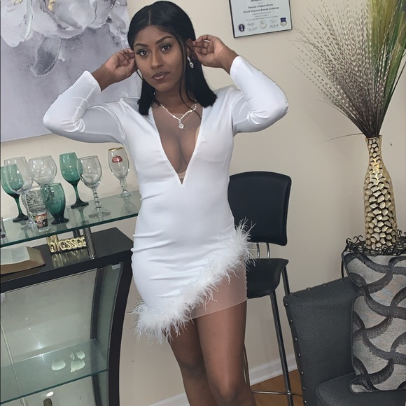 black friday cocktail dresses La Femme 32629 VENDOR COLOR-CLSBK Shoe size:M12/W13.5 sleeveless Length Christmas Dress 2025 Women's